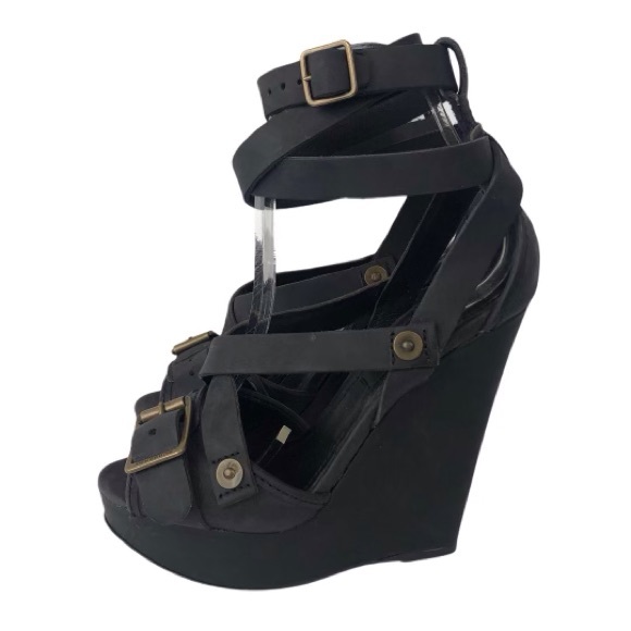Burberry leather wedges - Picture 3 of 6